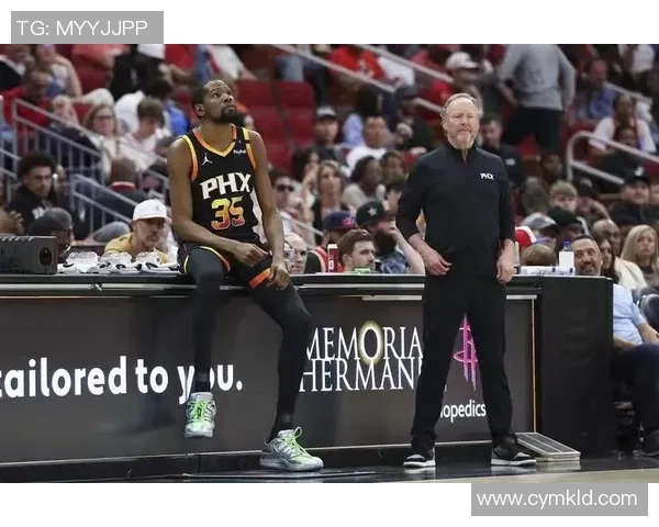 今日焦点对决:杜兰特领衔大战即将上演,球迷期待激烈碰撞